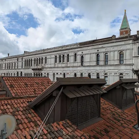 Attico Sospiri Appartement Venetië