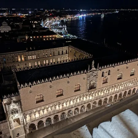 Attico Sospiri Διαμέρισμα Βενετία