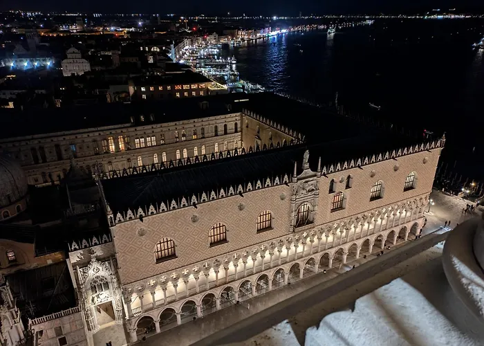 Attico Sospiri Διαμέρισμα Βενετία